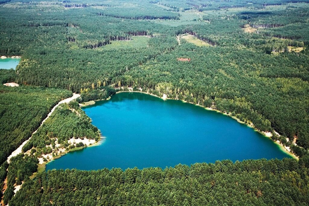 Куди поїхати в Україні відпочити біля води